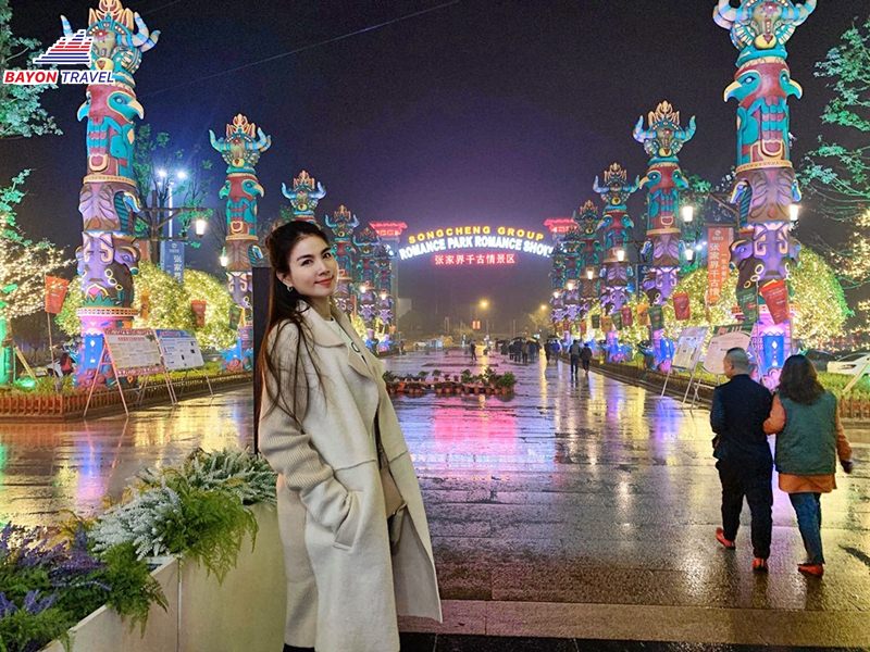 “Quá hay, cách dàn dựng sân khấu biến chuyển tích tắc trong vòng 1 nốt nhạc, kỹ xảo đèn led và màn hình led, sân khấu nước quá hoành tráng, tuyệt vời” là những gì mà Kha Ly cảm nhận được sau khi xem show “Quá hay, cách dàn dựng sân khấu biến chuyển tích tắc trong vòng 1 nốt nhạc, kỹ xảo đèn led và màn hình led, sân khấu nước quá hoành tráng, tuyệt vời” là những gì mà Kha Ly cảm nhận được sau khi xem show