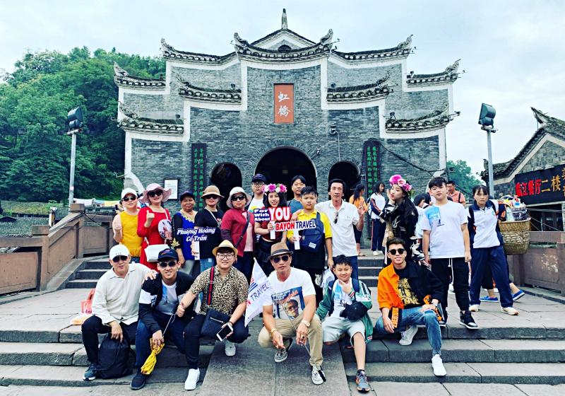 Tour Phượng Hoàng Cổ Trấn thành phố Hồ Chí Minh giá rẻ Bayon Travel Tour Phượng Hoàng Cổ Trấn thành phố Hồ Chí Minh giá rẻ Bayon Travel