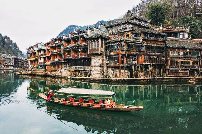 Du lịch Phượng Hoàng Cổ Trấn giá rẻ Du lịch Phượng Hoàng Cổ Trấn giá rẻ