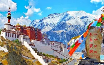 Vì Sao Nên Đi Du lịch Lệ Giang Cổ Trấn Vào Mùa Hè?