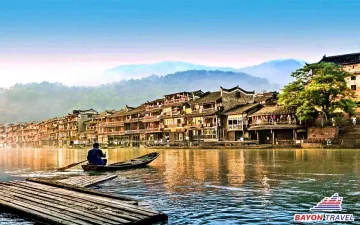 Lưu ý dành cho bạn trước khi du lịch Phượng Hoàng Cổ Trấn Trương Gia Giới (P2)