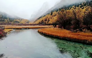 Du lịch Cửu Trại Câu Trung Quốc: Bình yên khi sắc trời vào độ cuối thu