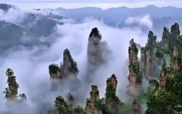 Những điều kỳ thú về du lịch Phượng Hoàng Cổ Trấn Trương Gia Giới