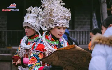 Những bí ẩn về thiên đường du lịch Phượng Hoàng Cổ Trấn Trương Gia Giới