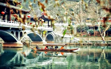 Khám Phá Đặc Sản Du Lịch Vùng Phượng Hoàng Cổ Trấn Trương Gia Giới