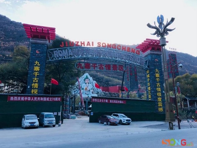 Hành trình khám phá tour du lịch Cửu Trại Câu: Nơi diễn ra show diễn nổi tiếng của Trương Nghệ Mưu, Cửu Trại thiên cổ tình vẫn đang gấp rút sửa chữa xây dựng lại sau hơn 2 năm động đất (Ảnh: Lê Minh Hạ) Hành trình khám phá tour du lịch Cửu Trại Câu: Nơi diễn ra show diễn nổi tiếng của Trương Nghệ Mưu, Cửu Trại thiên cổ tình vẫn đang gấp rút sửa chữa xây dựng lại sau hơn 2 năm động đất (Ảnh: Lê Minh Hạ)