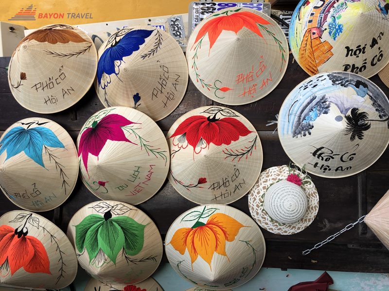 Nhiều đặc sản nổi tiếng cả về chất lẫn giá trị tinh thần dành khách du lịch đến Đà Nẵng Nhiều đặc sản nổi tiếng cả về chất lẫn giá trị tinh thần dành khách du lịch đến Đà Nẵng