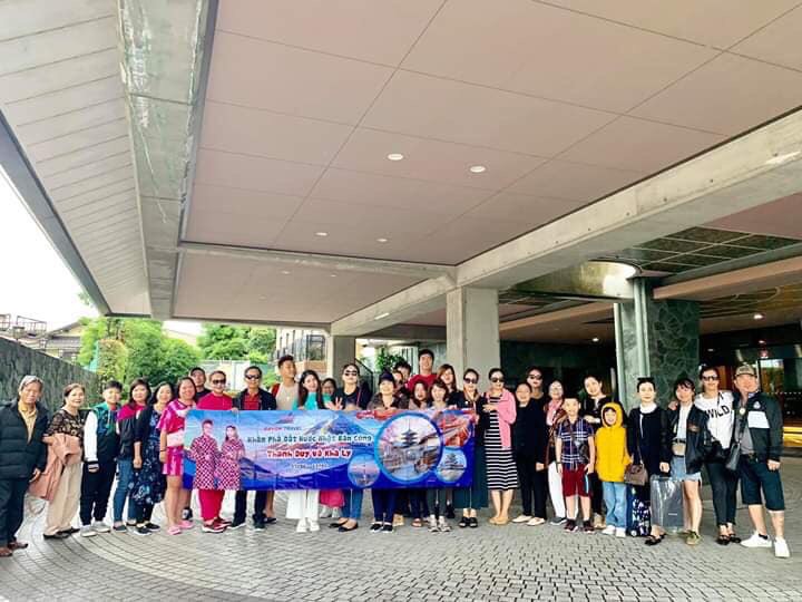 Nghệ sĩ Thanh Duy và Kha Ly đã có chuyến du lịch vui thỏa thích trong chương trình tour du lịch Nhật Bản 6 ngày 5 đêm của Bayon Travel Nghệ sĩ Thanh Duy và Kha Ly đã có chuyến du lịch vui thỏa thích trong chương trình tour du lịch Nhật Bản 6 ngày 5 đêm của Bayon Travel