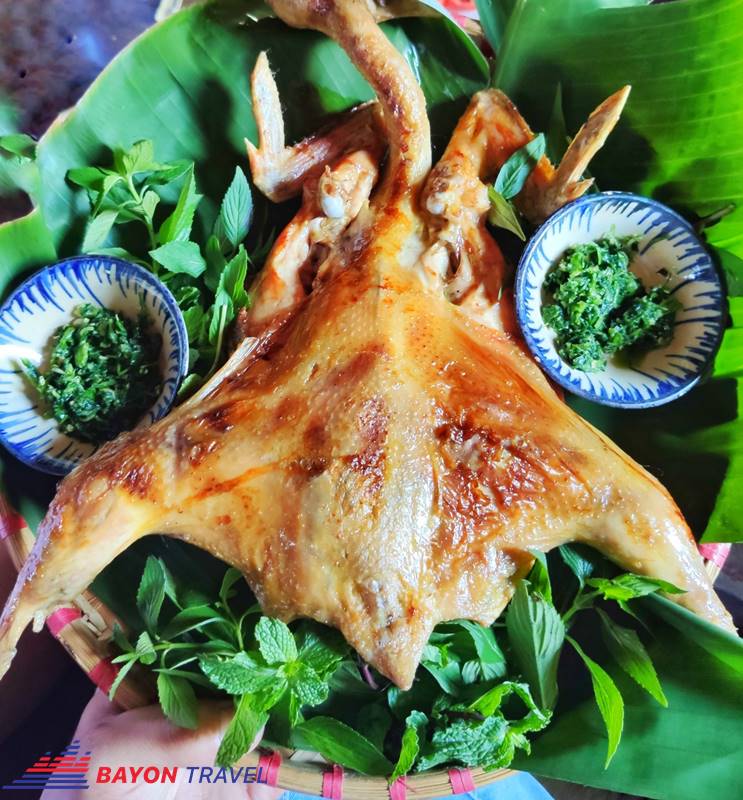Khách du lịch Tây Nguyên sẽ thưởng thức món Gà nướng hương vị có một không hai Khách du lịch Tây Nguyên sẽ thưởng thức món Gà nướng hương vị có một không hai