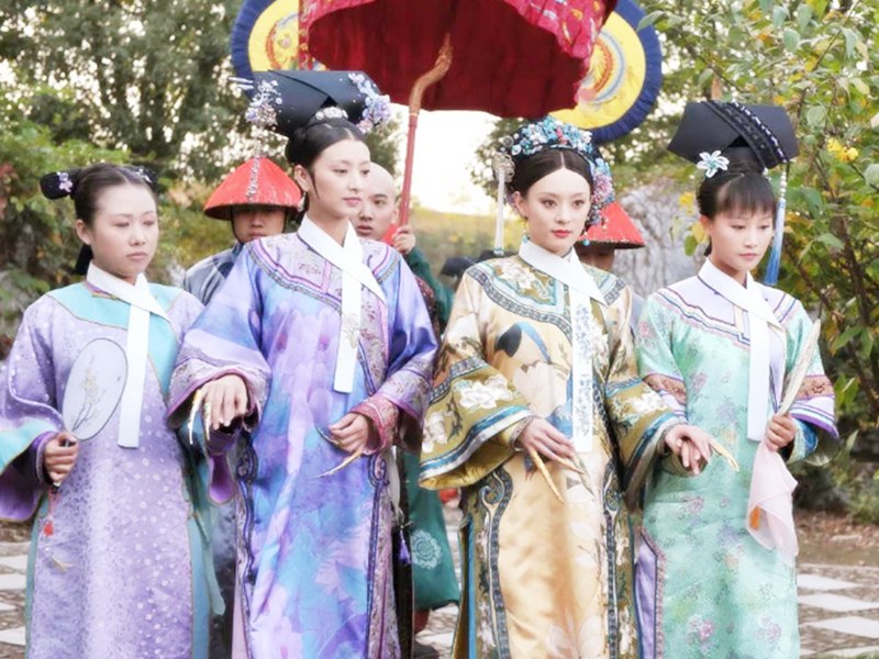 Những bộ trang phục của các phi tần người Hán ở triều đại Thanh Những bộ trang phục của các phi tần người Hán ở triều đại Thanh