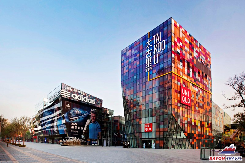 Tour du lịch Trung Quốc Bắc Kinh Thượng Hải - Trung tâm thương mại Taikoo Li với lối kiến trúc đặc biệt Tour du lịch Trung Quốc Bắc Kinh Thượng Hải - Trung tâm thương mại Taikoo Li với lối kiến trúc đặc biệt