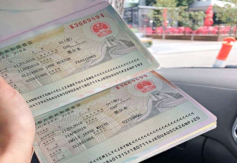 Du lịch Phượng Hoàng Cổ Trấn Trương Gia Giới: Visa Trung Quốc – phiếu thông hành ở Phượng Hoàng Cổ Trấn (Ảnh sưu tầm) Du lịch Phượng Hoàng Cổ Trấn Trương Gia Giới: Visa Trung Quốc – phiếu thông hành ở Phượng Hoàng Cổ Trấn (Ảnh sưu tầm)
