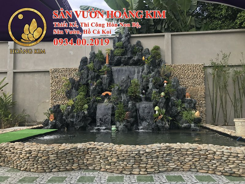 Hòn non bộ đẹp quán cafe Bình Dương