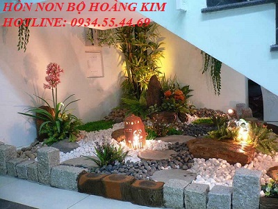 Tiểu cảnh gầm cầu thang nhà chị Bình quận 4