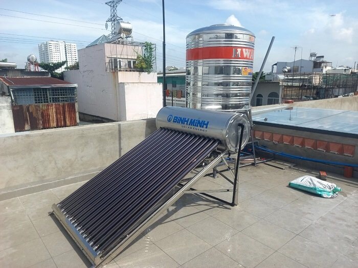 Máy nước nóng mặt trời Bình Minh 160L ruột inox 304 - tại TPHCM Máy nước nóng mặt trời Bình Minh 160L ruột inox 304 - tại TPHCM