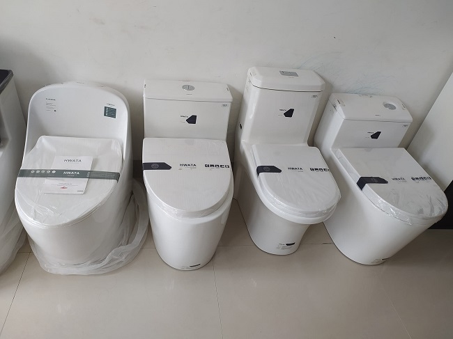 Bồn cầu Hwata Bồn cầu Hwata