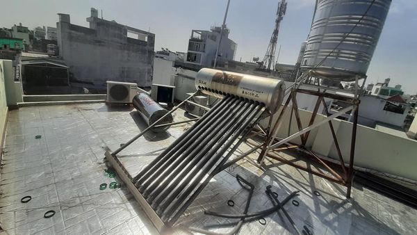 Ống thủy tinh chân không bị hỏng Ống thủy tinh chân không bị hỏng