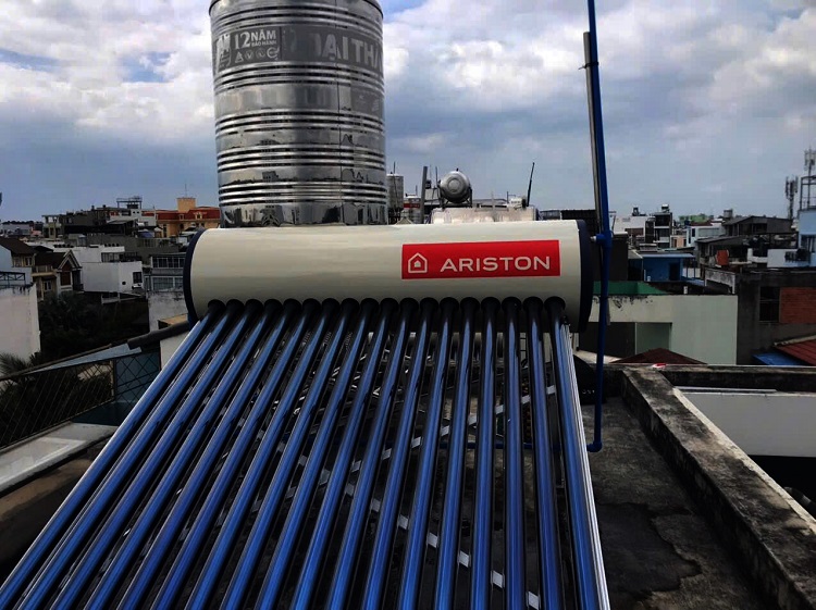 Bình năng lượng mặt trời Ariston - sản phẩm cao cấp Bình năng lượng mặt trời Ariston - sản phẩm cao cấp