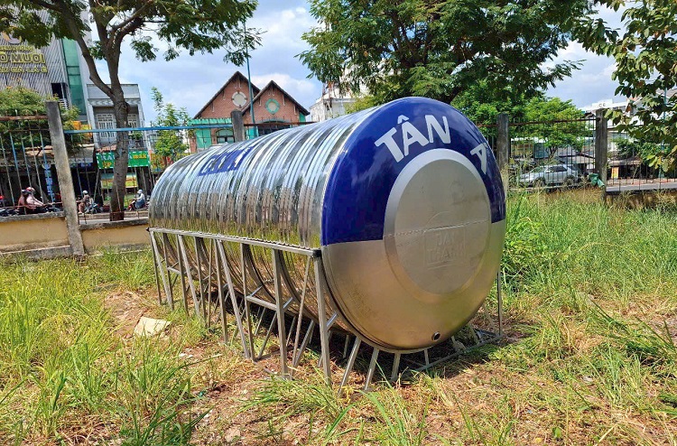 Bồn inox Tân Á 10,000L Giá rẻ Bồn inox Tân Á 10,000L Giá rẻ