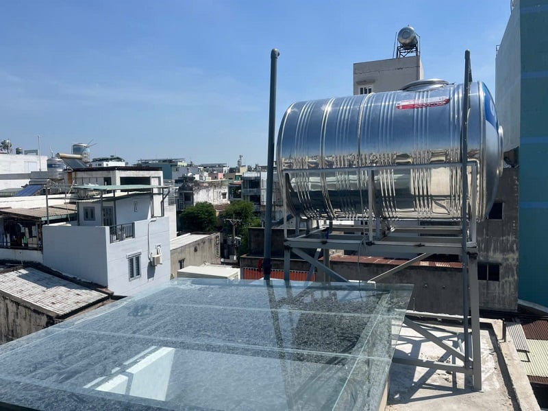 Bồn nước Đại Thành 2,000L Ngang hàn chân cao 1M Bồn nước Đại Thành 2,000L Ngang hàn chân cao 1M