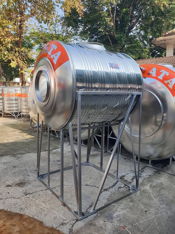 Bồn nước inox Hwata 1,000L ngang và Chân cao 1M Bồn nước inox Hwata 1,000L ngang và Chân cao 1M