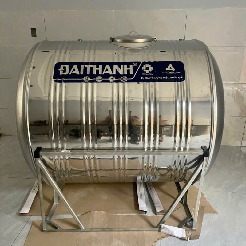 Giao Bồn nước inox Đại Thành 1500L Ngang cho Gia Đình Giao Bồn nước inox Đại Thành 1500L Ngang cho Gia Đình