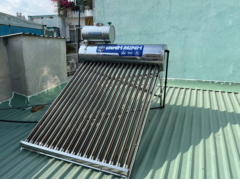 Bồn phụ I304, 50L chuẩn lắp NLMT Bình Minh trên mái tôn Bồn phụ I304, 50L chuẩn lắp NLMT Bình Minh trên mái tôn