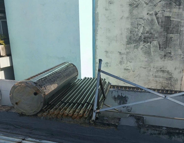 Di dời Máy nước nóng mặt trời lâu năm Di dời Máy nước nóng mặt trời lâu năm