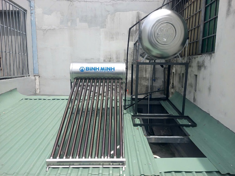 Mua máy năng lượng mặt trời Bình Minh - Giá ưu đãi tại đây Mua máy năng lượng mặt trời Bình Minh - Giá ưu đãi tại đây