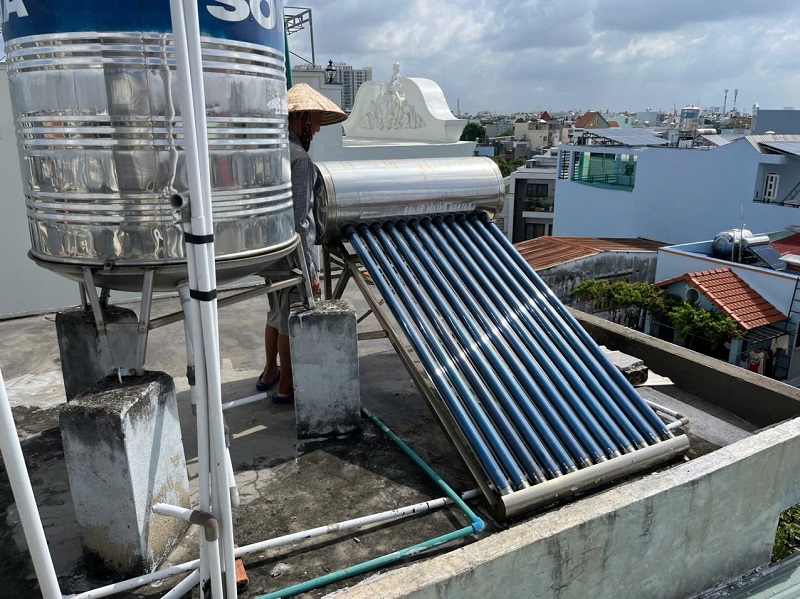 Bình Bảo Ôn dùng lâu năm bị thủng, Chảy nước Bình Bảo Ôn dùng lâu năm bị thủng, Chảy nước