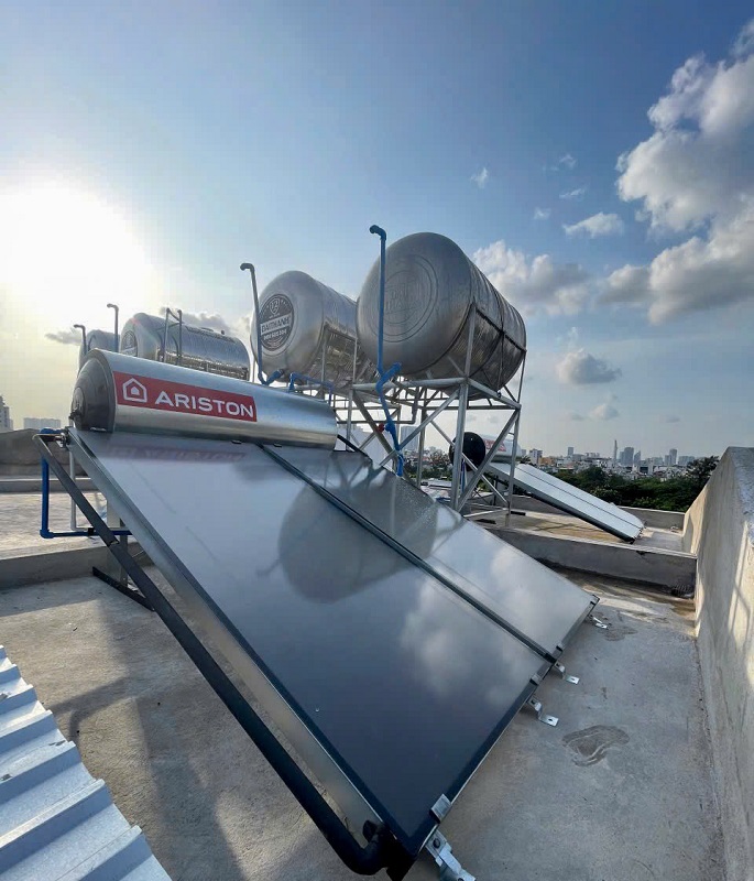 Năng lượng mặt trời Ariston dạng Tấm phẳng Năng lượng mặt trời Ariston dạng Tấm phẳng