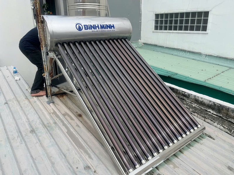 Máy NLMT Bình Minh 160L-15 ống f58 tại Gò Vấp Máy NLMT Bình Minh 160L-15 ống f58 tại Gò Vấp