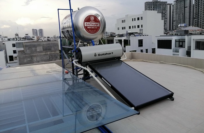 Máy nước nóng mặt trời Solahart 150l lắp tại Long An Máy nước nóng mặt trời Solahart 150l lắp tại Long An