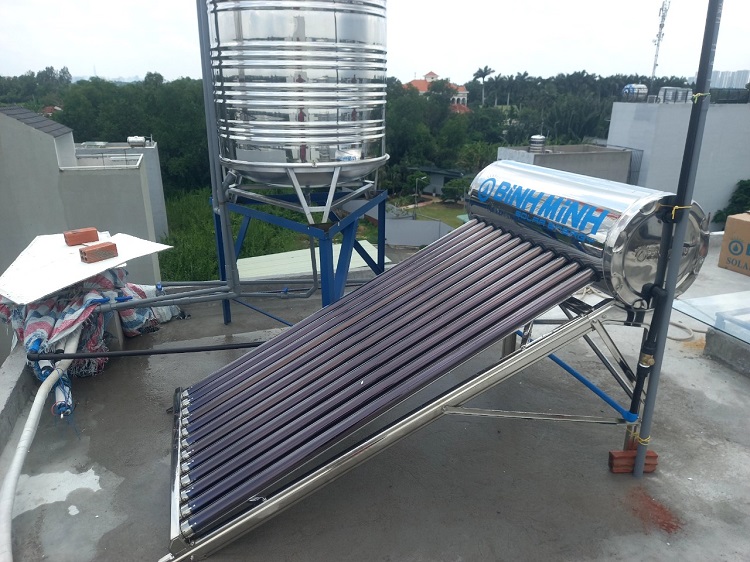 Hoàn thiện máy năng lượng mặt trời Bình Minh 130L tại Quận 9 Hoàn thiện máy năng lượng mặt trời Bình Minh 130L tại Quận 9