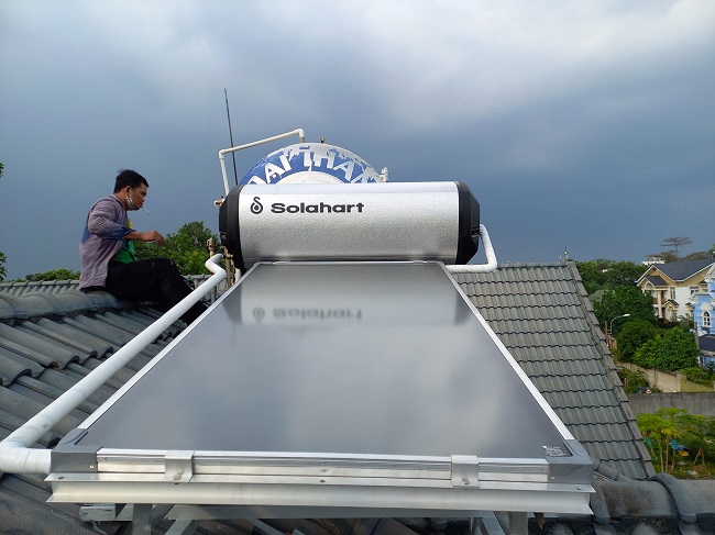 Hình ảnh lắp đặt thực tế Máy nước nóng Solahart 180L Hình ảnh lắp đặt thực tế Máy nước nóng Solahart 180L