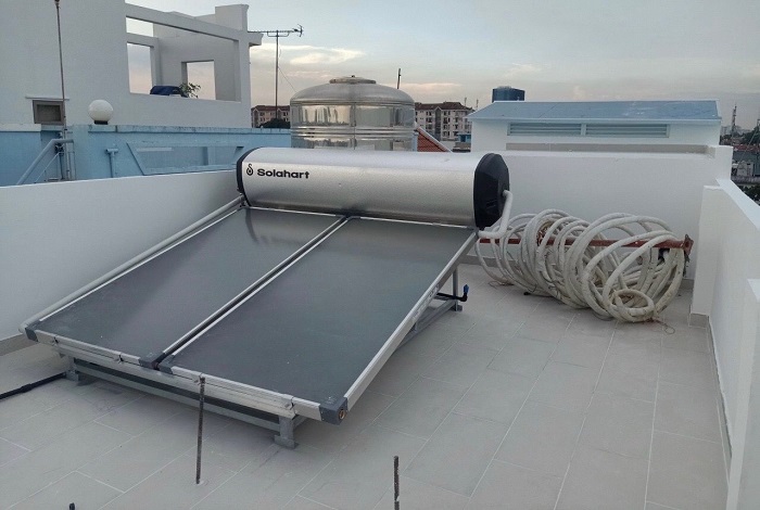 Máy nước nóng năng lượng mặt trời nhập khẩu Solahart 300L Máy nước nóng năng lượng mặt trời nhập khẩu Solahart 300L