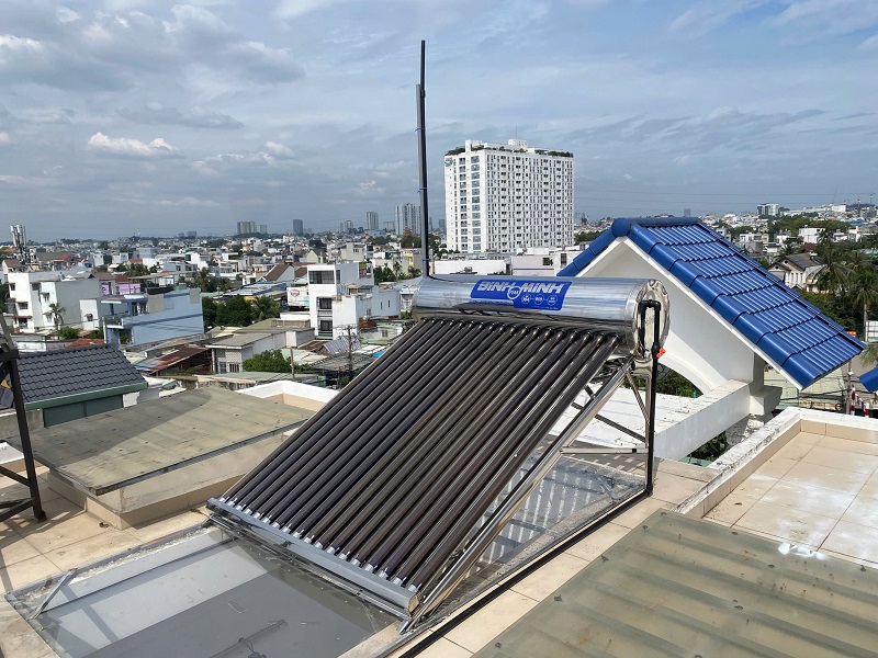 Lắp đặt hoàn thiện Máy nước nóng mặt trời Bình Minh 180l-18l ống tại Bình Dương Lắp đặt hoàn thiện Máy nước nóng mặt trời Bình Minh 180l-18l ống tại Bình Dương