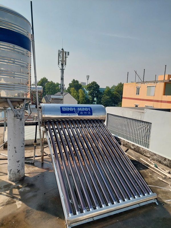 Tháo cũ, Lắp Mới Máy nước nóng mặt trời BÌnh Minh 130L Tháo cũ, Lắp Mới Máy nước nóng mặt trời BÌnh Minh 130L