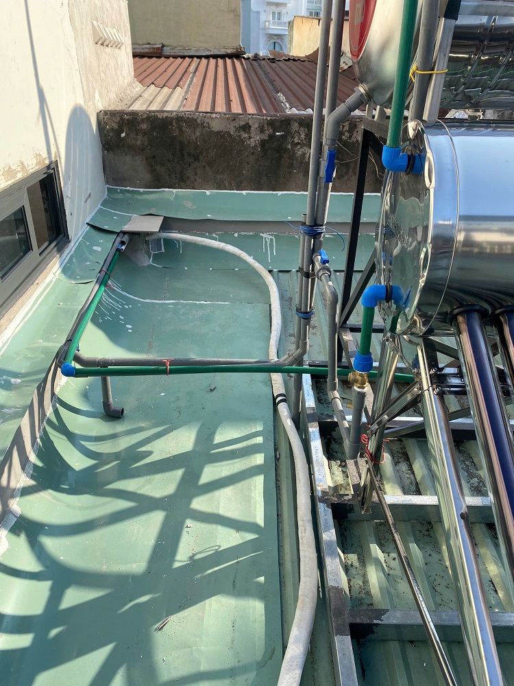 lắp đường ống Lạnh cấp máy nước nóng NLMT lắp đường ống Lạnh cấp máy nước nóng NLMT