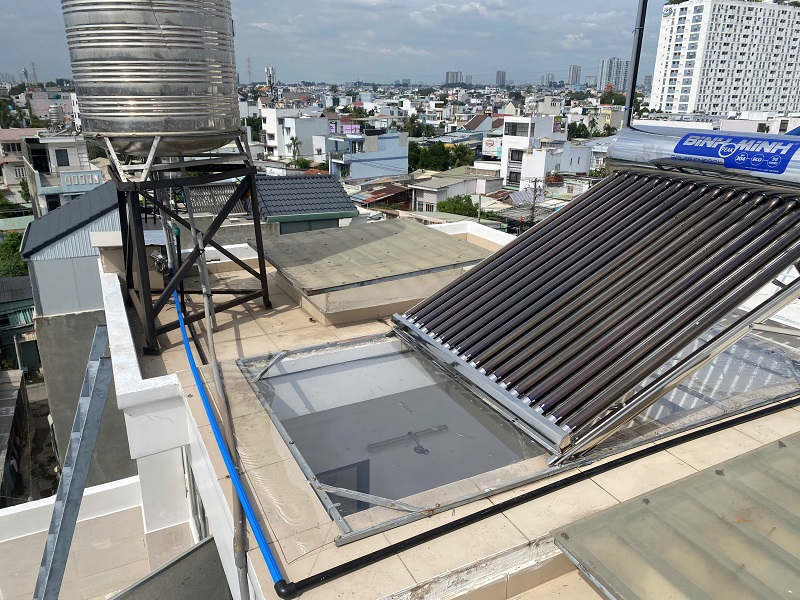 Bồn nước inox và Máy nước nóng mặt trời Bình Minh 180l-18 ống tại Bình Dương Bồn nước inox và Máy nước nóng mặt trời Bình Minh 180l-18 ống tại Bình Dương