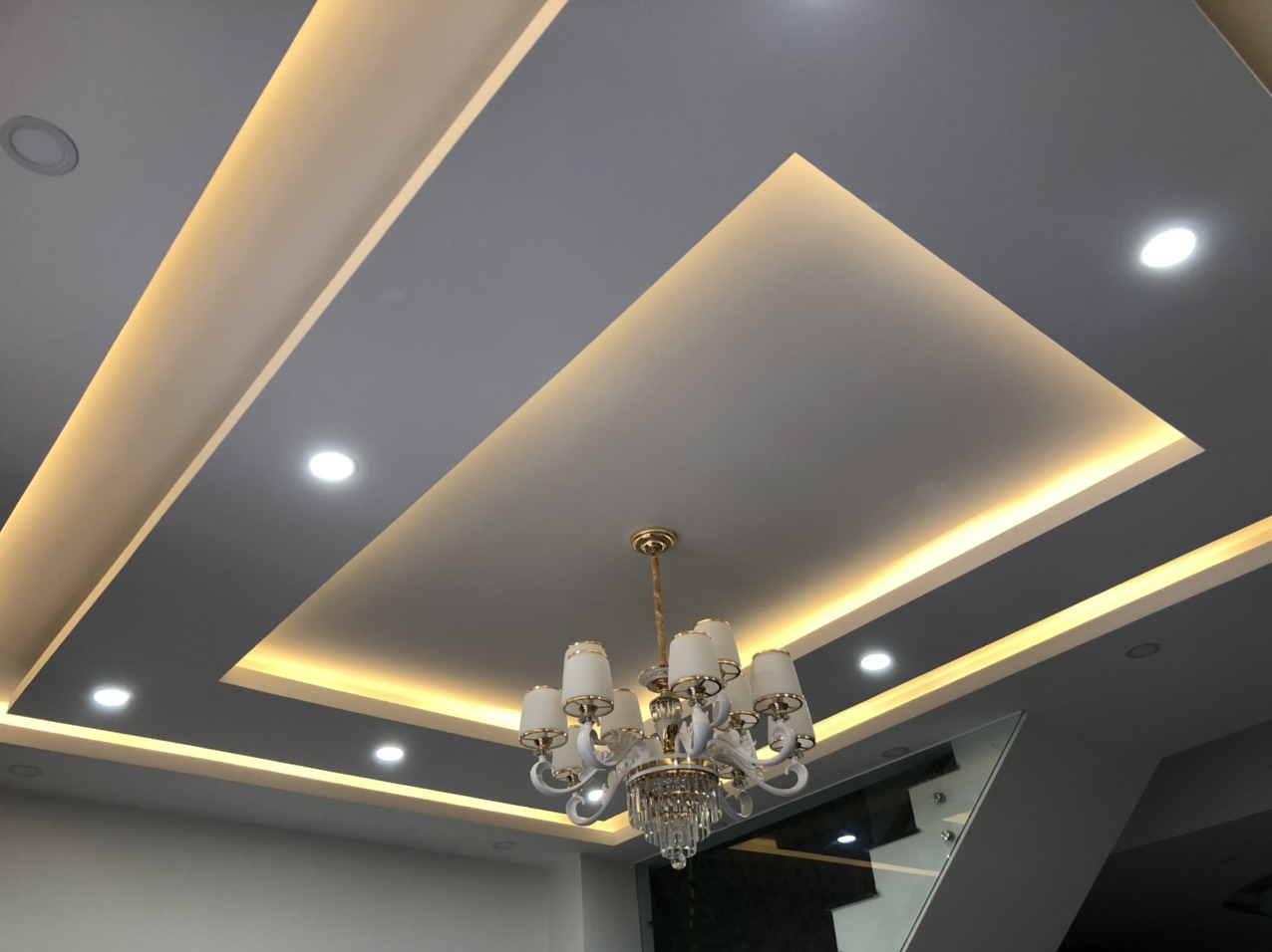 Đèn led thanh nhôm nội thất phú quốc
