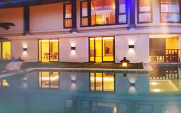 Lắp đặt đèn hắt tường ngoài trời Phú Quốc