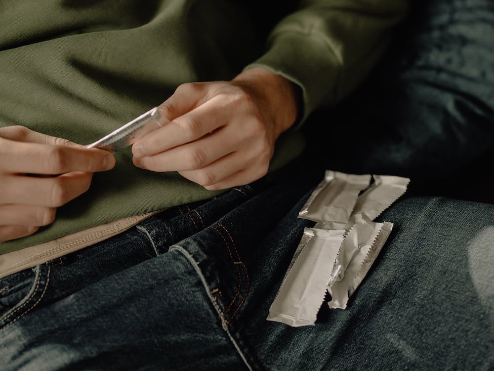 Nhai kẹo cao su giúp làm giảm chứng ợ nóng Nhai kẹo cao su giúp làm giảm chứng ợ nóng