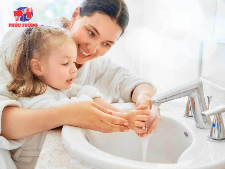 Tập cho trẻ thói quen vệ sinh tay thường xuyên Tập cho trẻ thói quen vệ sinh tay thường xuyên