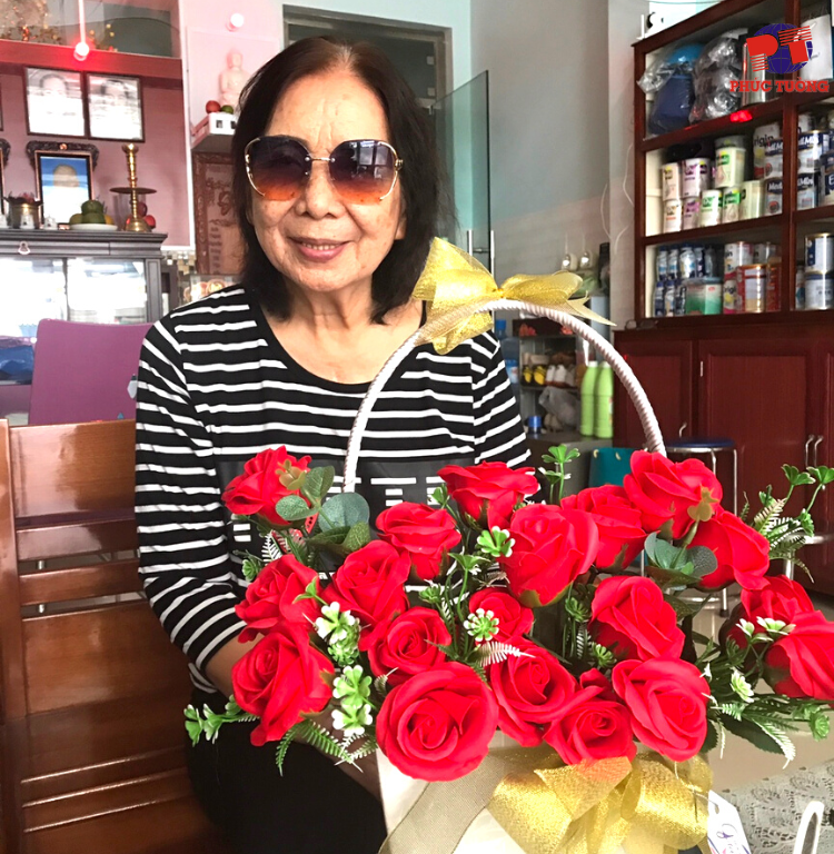 Công ty Phúc Tường gửi tặng hoa nhân ngày phụ nữ Việt Nam 20/10 Công ty Phúc Tường gửi tặng hoa nhân ngày phụ nữ Việt Nam 20/10