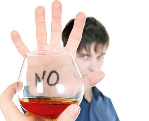 Hạn chế sử dụng café, rượu và muối vì chúng không có lợi cho khả năng hấp thu canxi Hạn chế sử dụng café, rượu và muối vì chúng không có lợi cho khả năng hấp thu canxi