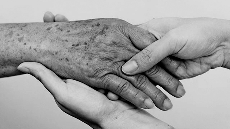 Ngày lễ Vu Lan dùng để báo hiếu tổ tiên, ông bà, cha mẹ Ngày lễ Vu Lan dùng để báo hiếu tổ tiên, ông bà, cha mẹ