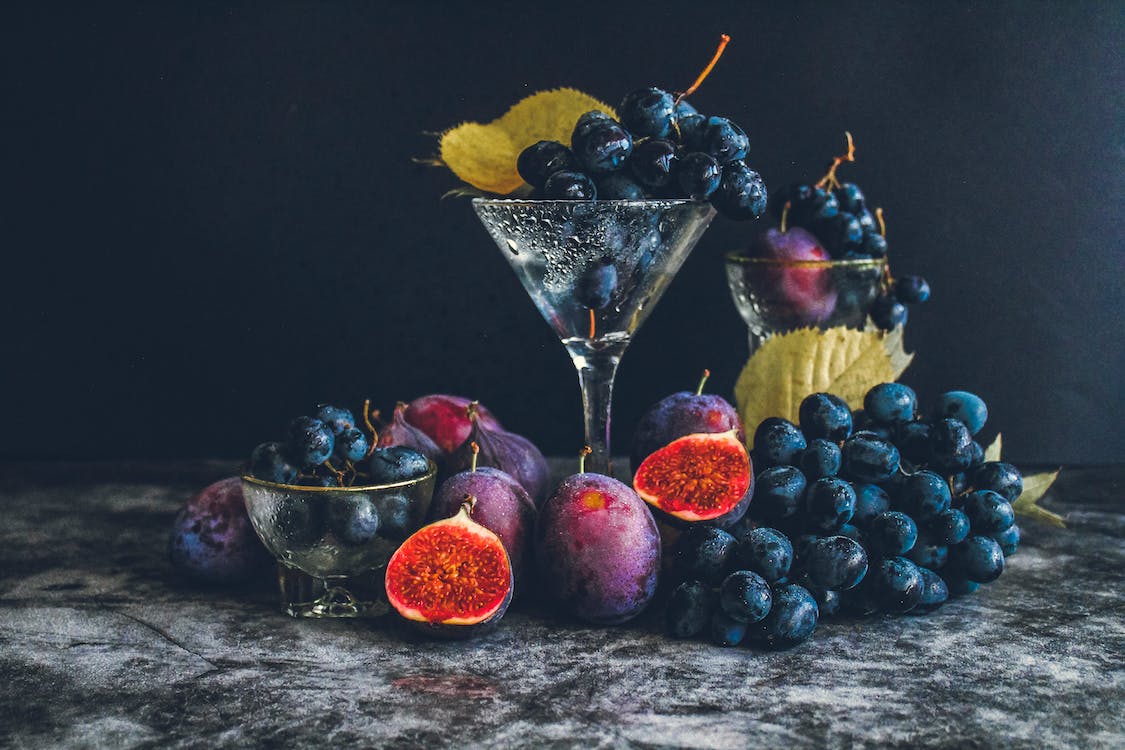 Nho có chứa resveratrol - chất chống oxy hóa giúp bảo vệ collagen khỏi các gốc tự do gây hại Nho có chứa resveratrol - chất chống oxy hóa giúp bảo vệ collagen khỏi các gốc tự do gây hại