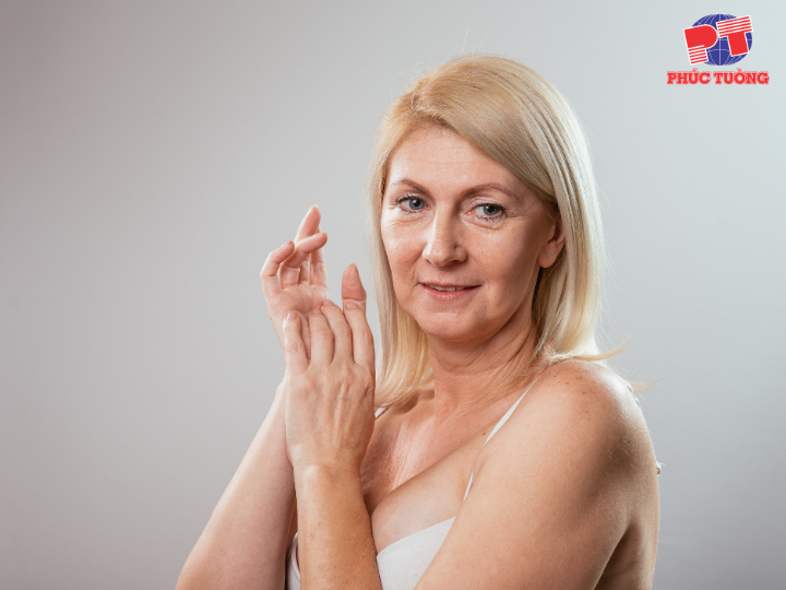 L-Cystine là một thành phần chính trong việc tạo nên sợi tóc và cấu trúc móng L-Cystine là một thành phần chính trong việc tạo nên sợi tóc và cấu trúc móng