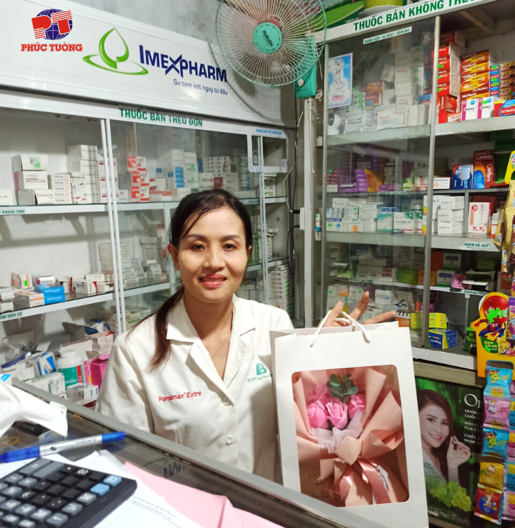 Công ty Phúc Tường gửi tặng hoa nhân ngày phụ nữ Việt Nam 20/10 Công ty Phúc Tường gửi tặng hoa nhân ngày phụ nữ Việt Nam 20/10